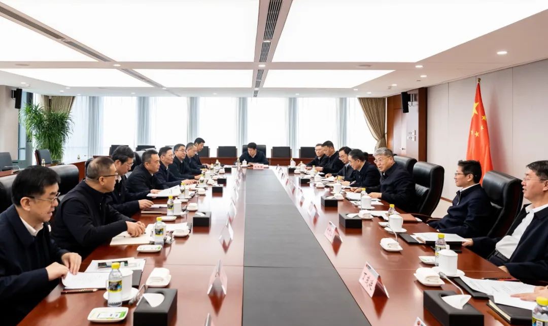 87AC4A332837788F8AD6DB60DE8_1F997AE7_203CC.jpg?e= 87AC4A332837788F8AD6DB60DE8_1F997AE7_203CC.jpg?e=
